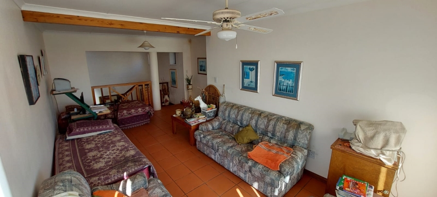 2 Bedroom Property for Sale in Wavecrest Eastern Cape
